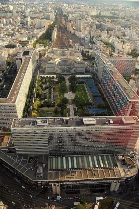 Sur Les Hauteurs De Montparnasse Παρίσι Εξωτερικό φωτογραφία